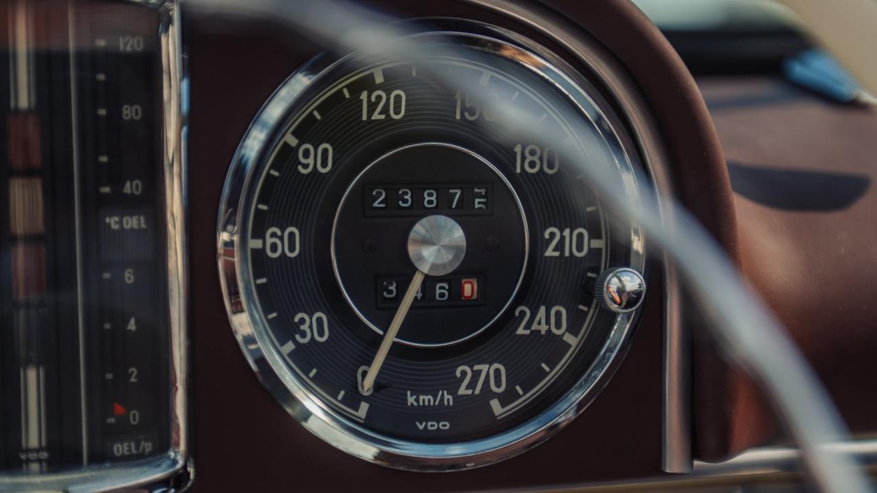 1957 Mercedes - Benz 300 SL Roadster