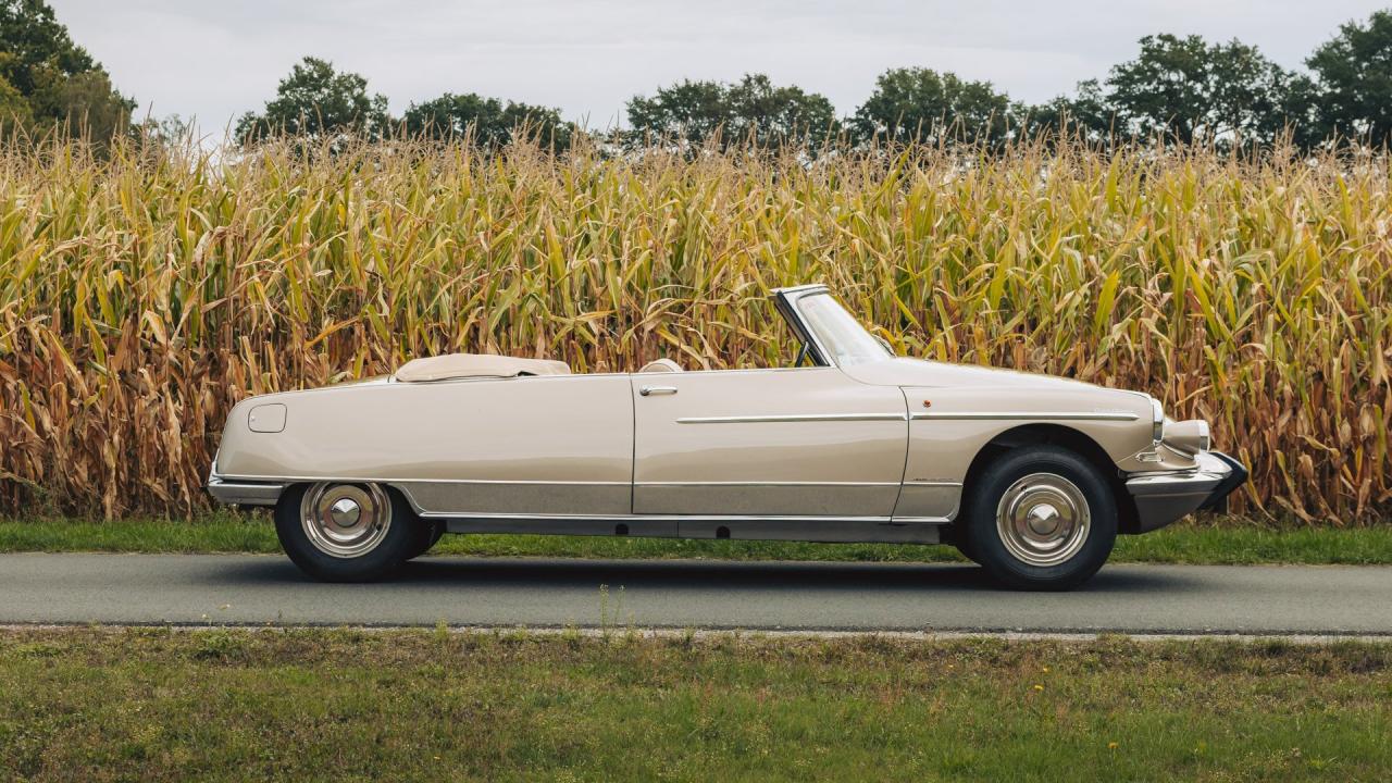 1966 Citro&euml;n DS 21 Cabriolet Palm Beach by Chapron