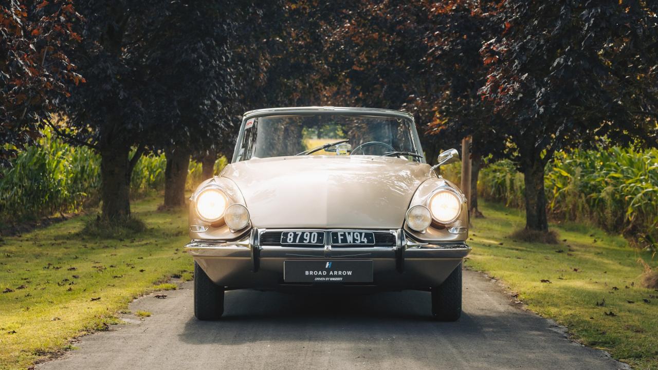 1966 Citro&euml;n DS 21 Cabriolet Palm Beach by Chapron