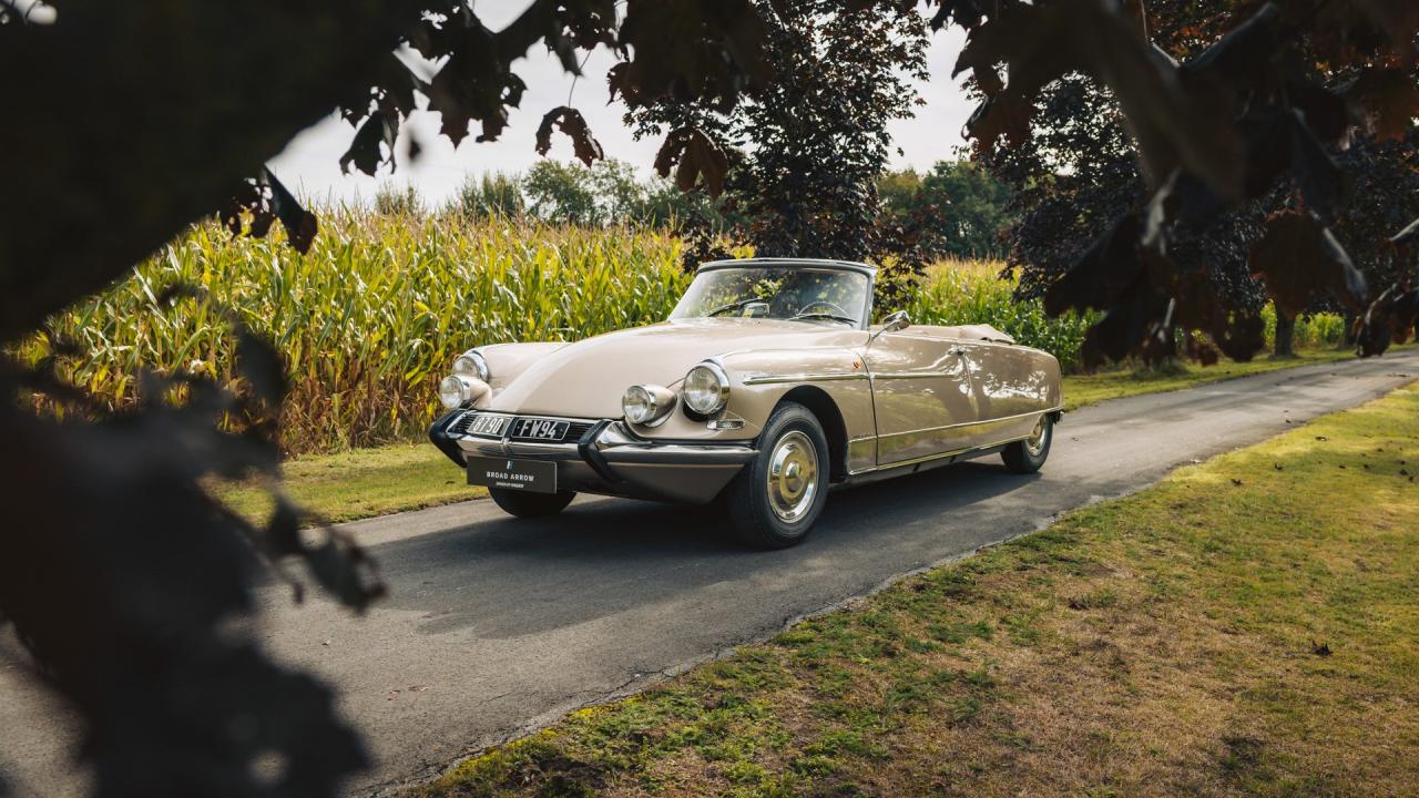 1966 Citro&euml;n DS 21 Cabriolet Palm Beach by Chapron