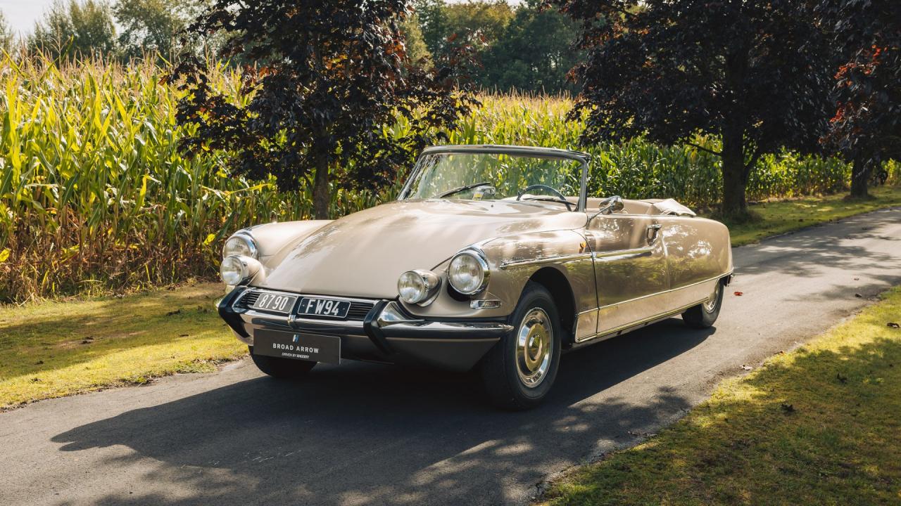 1966 Citro&euml;n DS 21 Cabriolet Palm Beach by Chapron