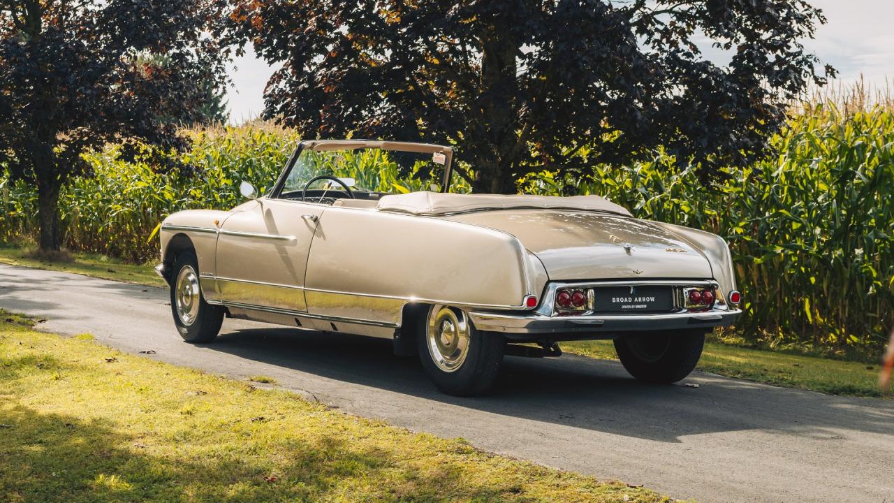 1966 Citro&euml;n DS 21 Cabriolet Palm Beach by Chapron