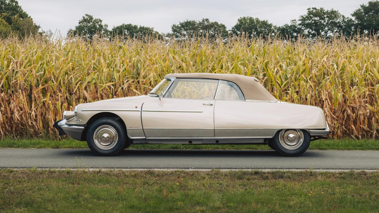 1966 Citro&euml;n DS 21 Cabriolet Palm Beach by Chapron