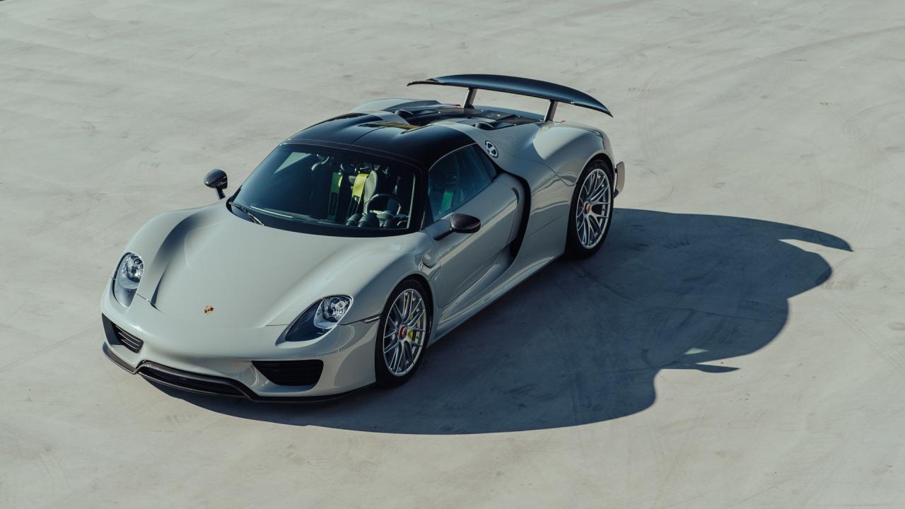 2015 Porsche 918 Spyder Weissach Package