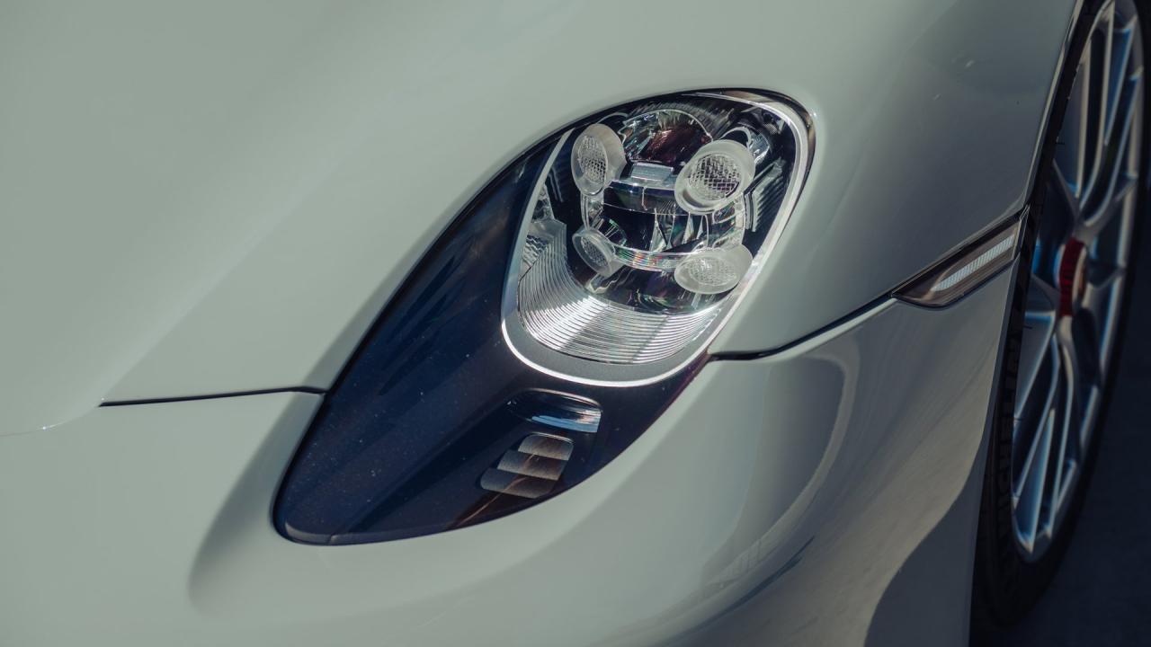 2015 Porsche 918 Spyder Weissach Package