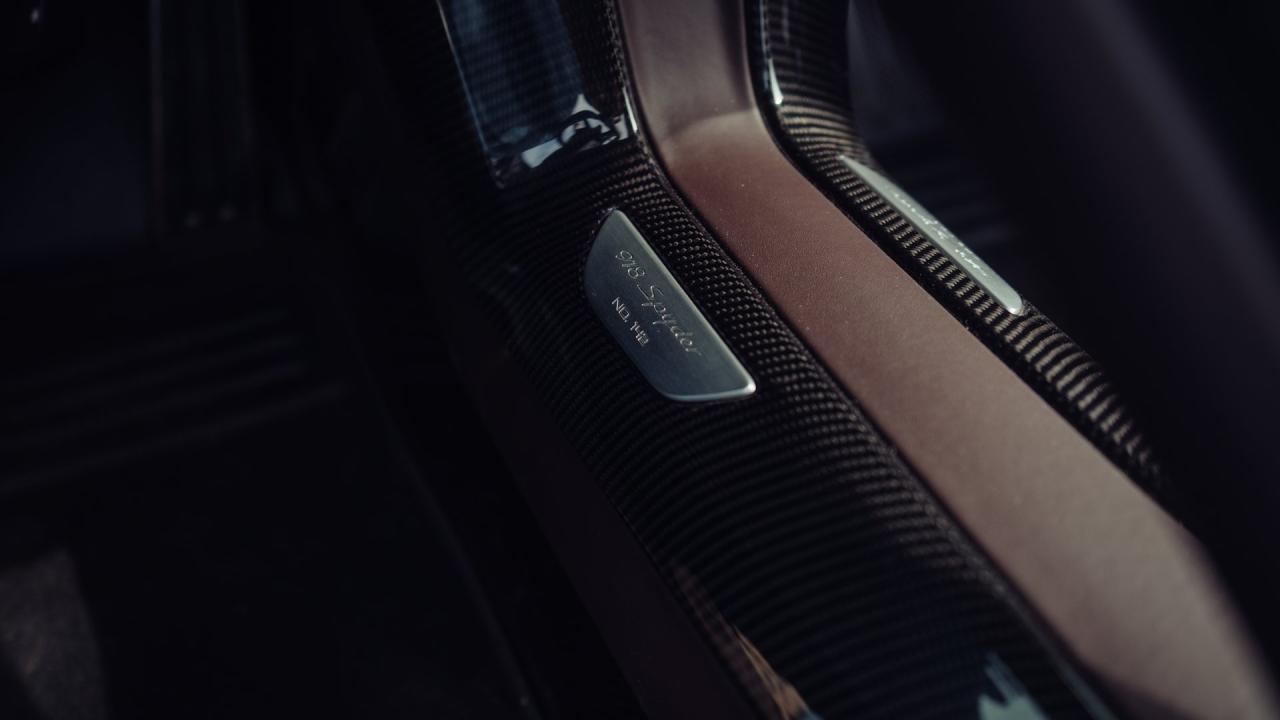 2015 Porsche 918 Spyder Weissach Package