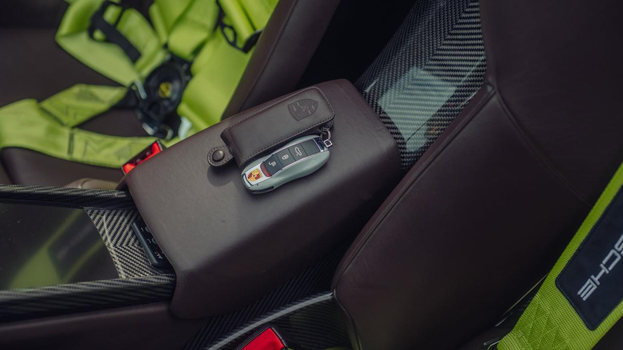 2015 Porsche 918 Spyder Weissach Package