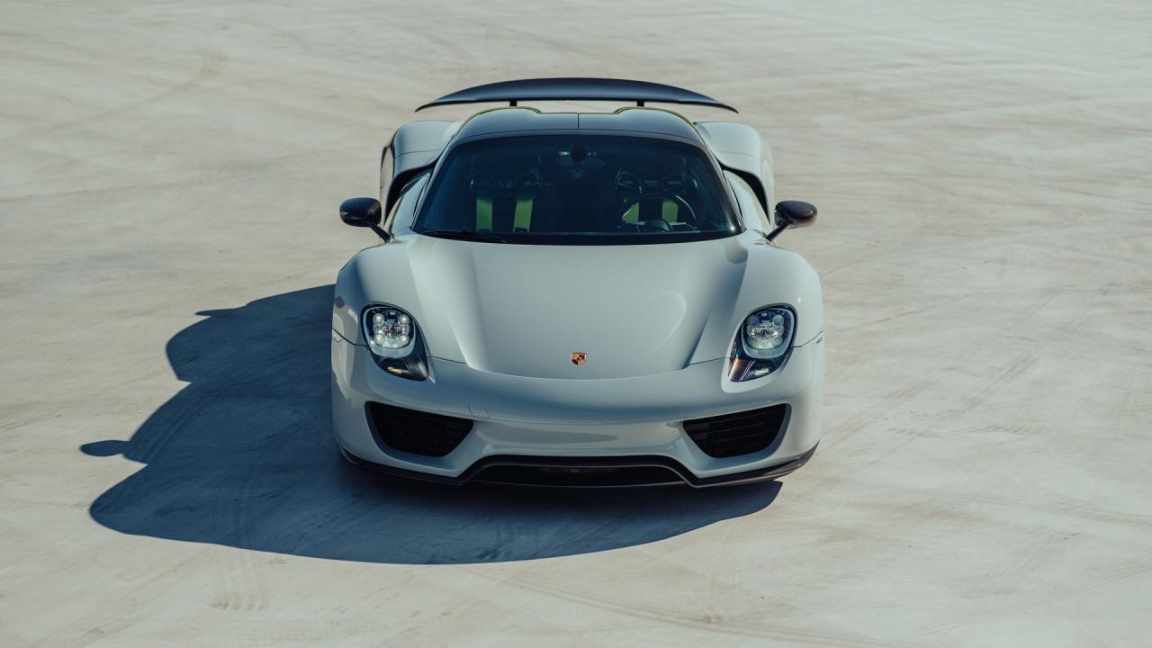 2015 Porsche 918 Spyder Weissach Package