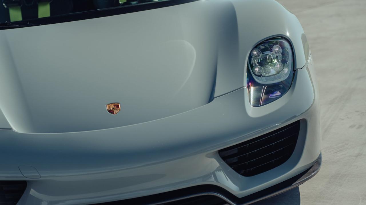 2015 Porsche 918 Spyder Weissach Package