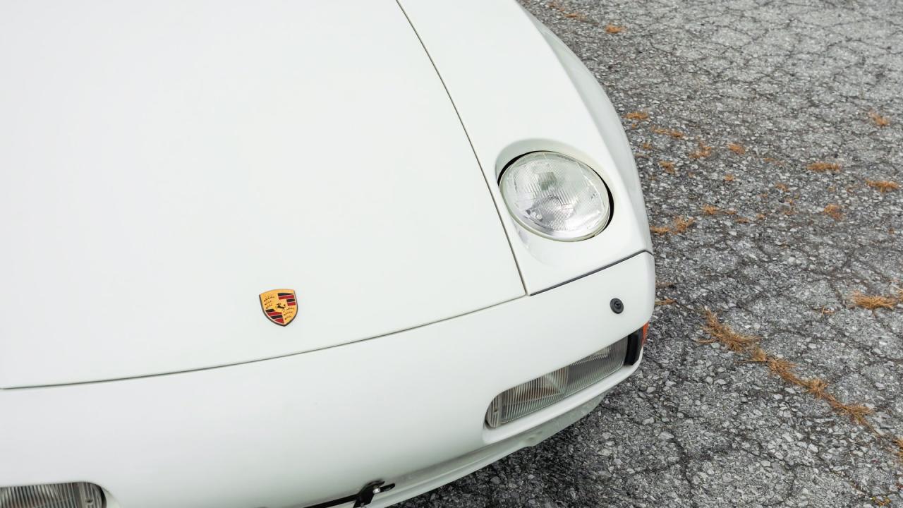 1989 Porsche 928 S4