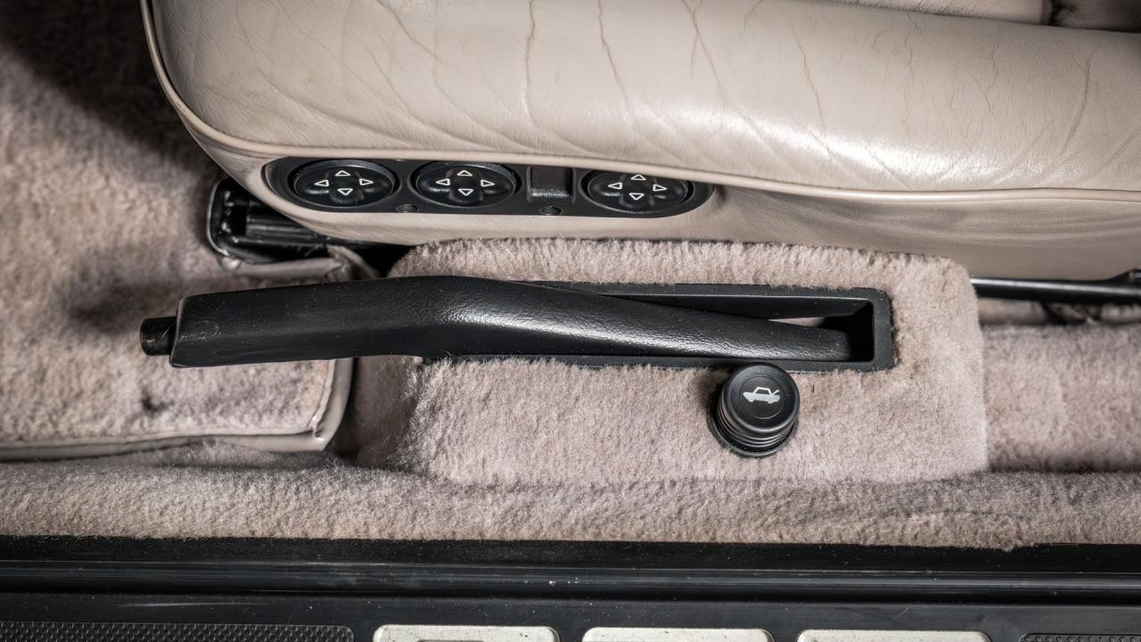 1989 Porsche 928 S4