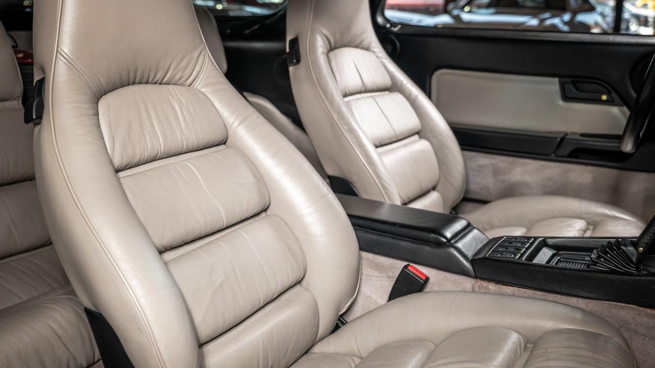 1989 Porsche 928 S4