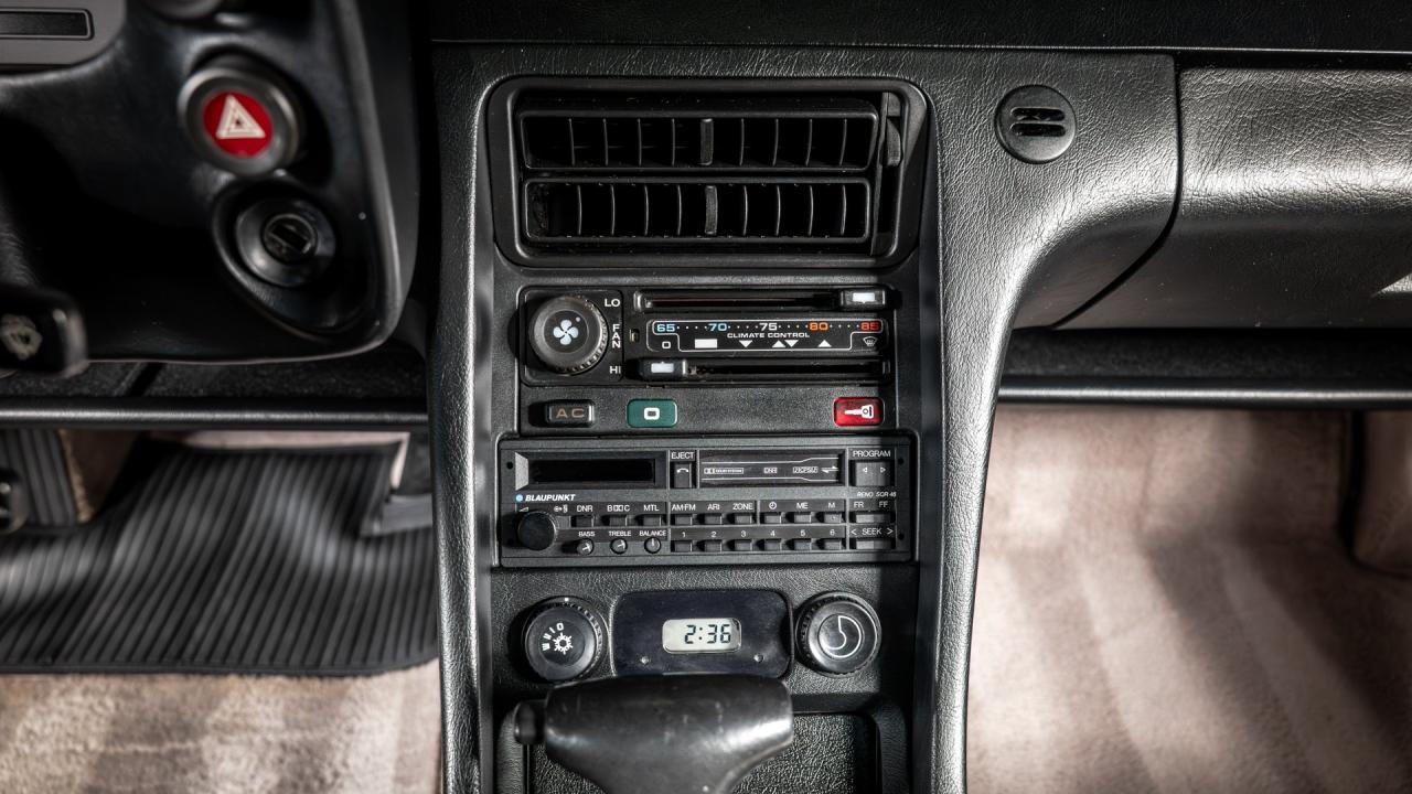 1989 Porsche 928 S4