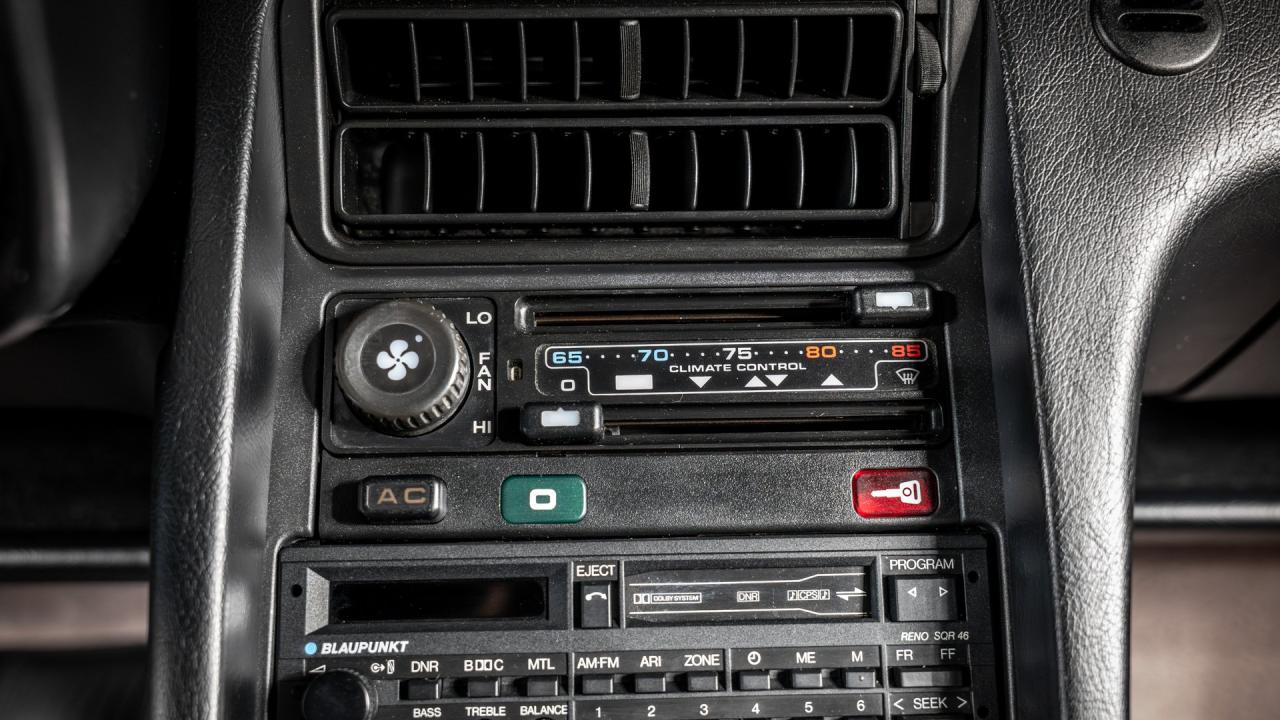 1989 Porsche 928 S4