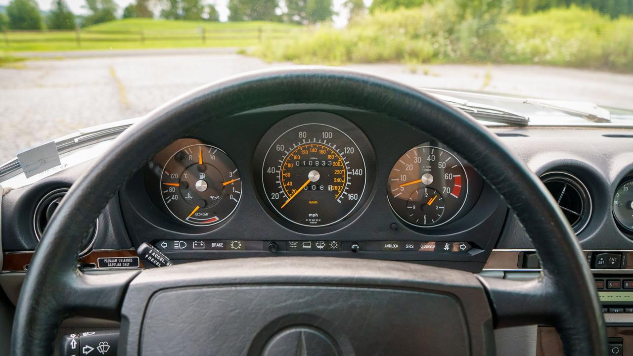 1987 Mercedes - Benz 560 SL