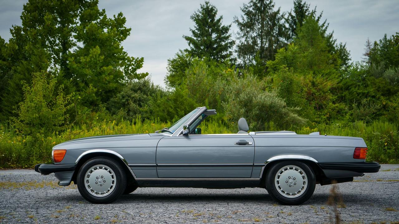 1987 Mercedes - Benz 560 SL