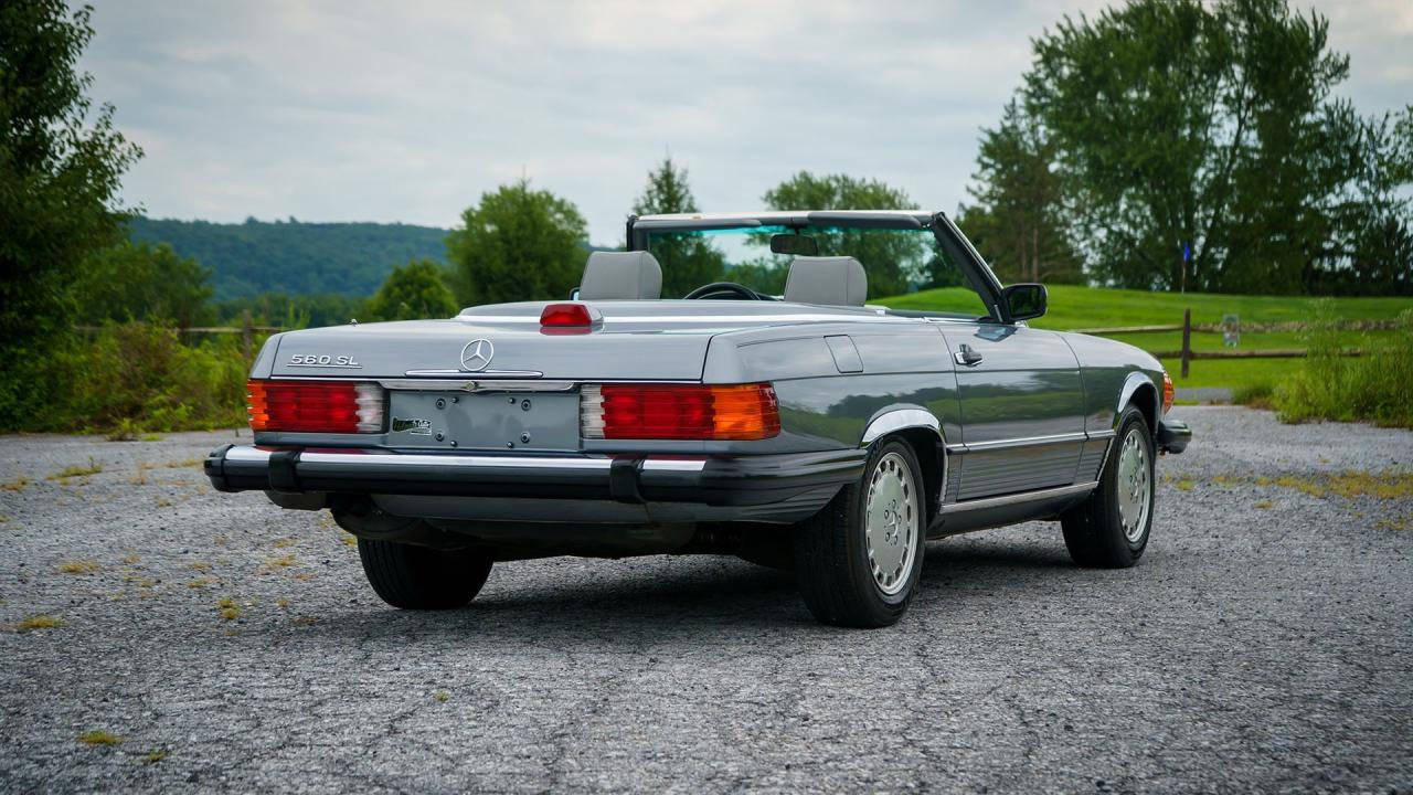 1987 Mercedes - Benz 560 SL