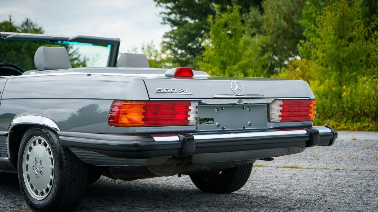 1987 Mercedes - Benz 560 SL