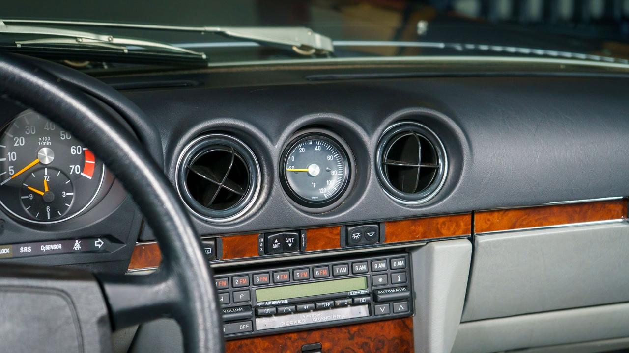 1987 Mercedes - Benz 560 SL