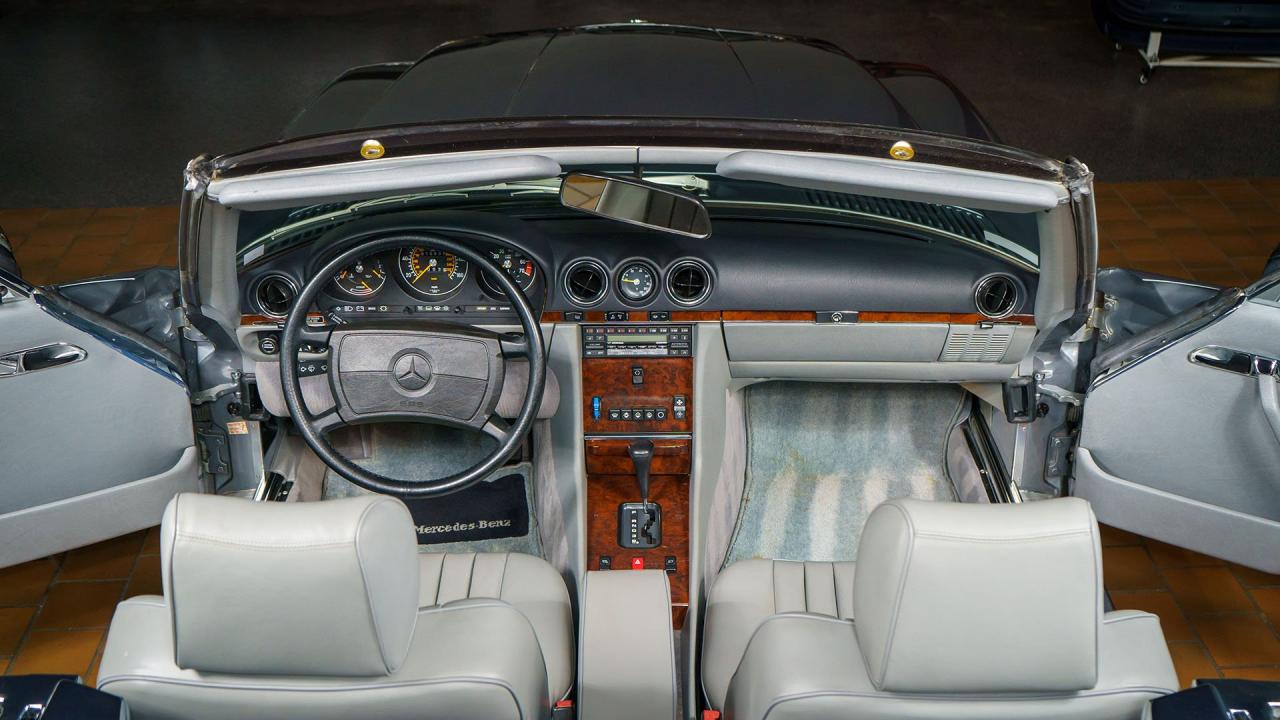 1987 Mercedes - Benz 560 SL
