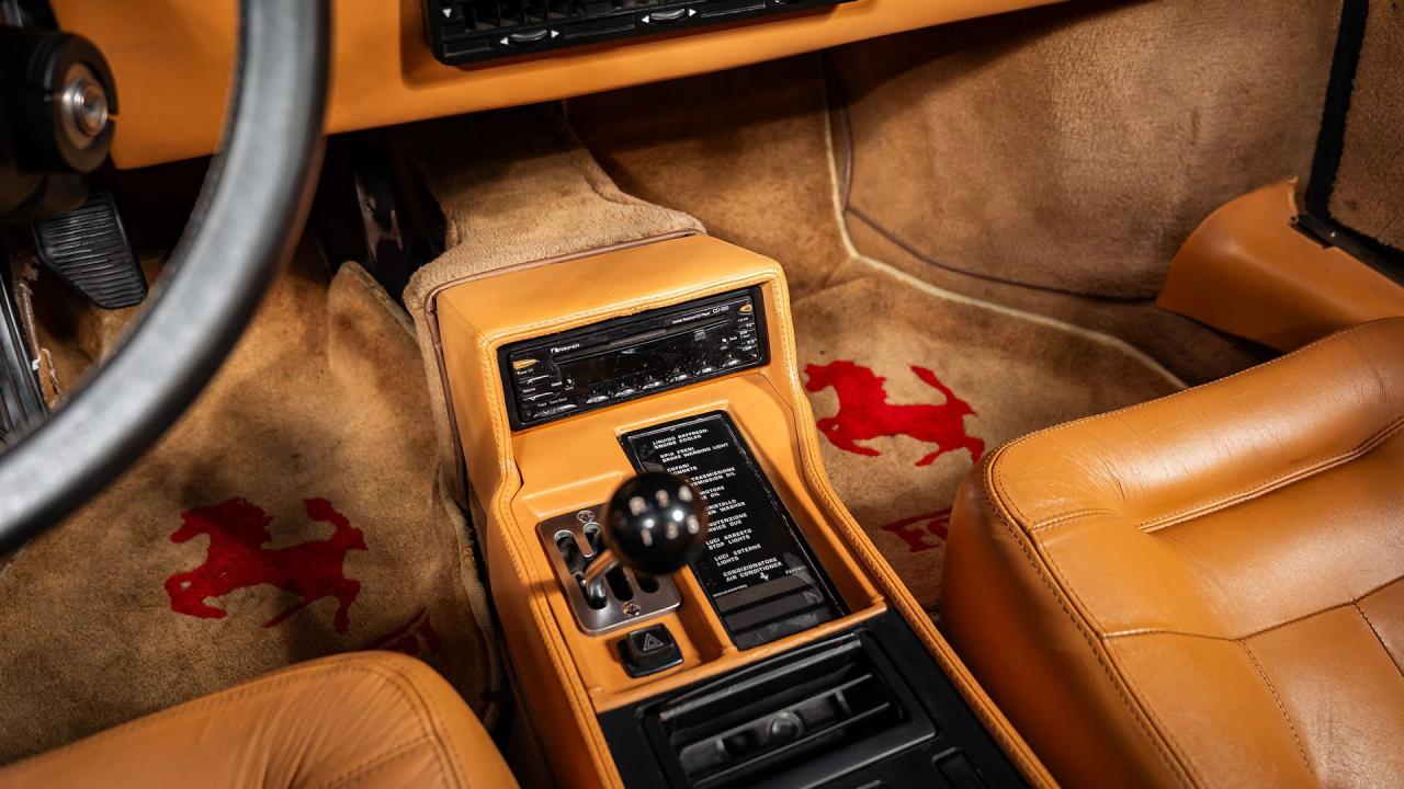 1986 Ferrari 3.2 Mondial Cabriolet