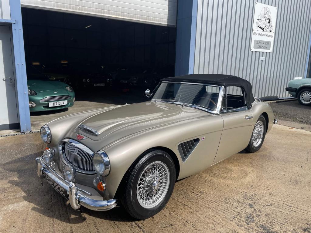 1965 Austin - Healey 3000