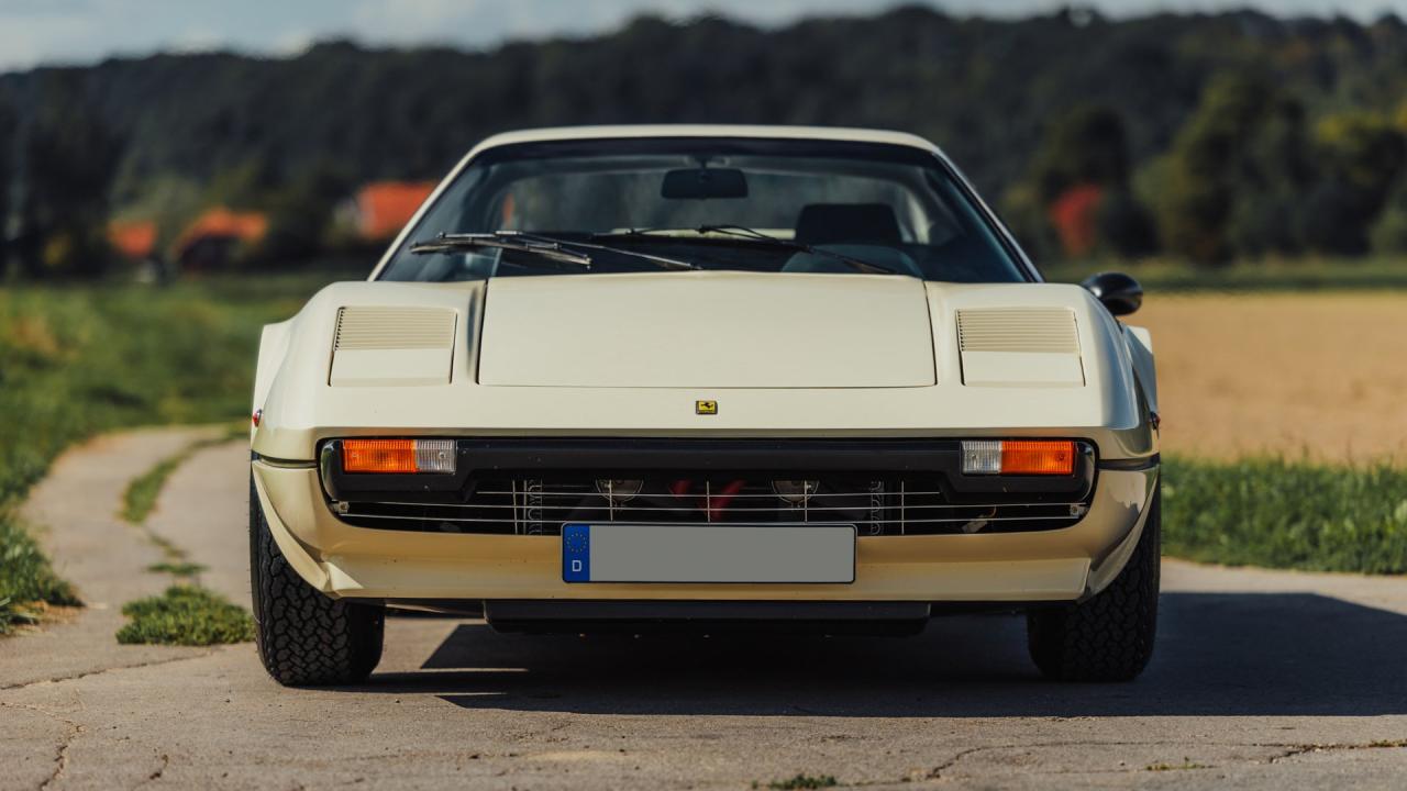 1976 Ferrari 308 GTB "Vetroresina"