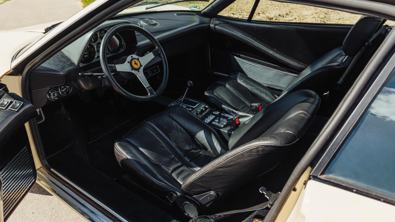1976 Ferrari 308 GTB "Vetroresina"