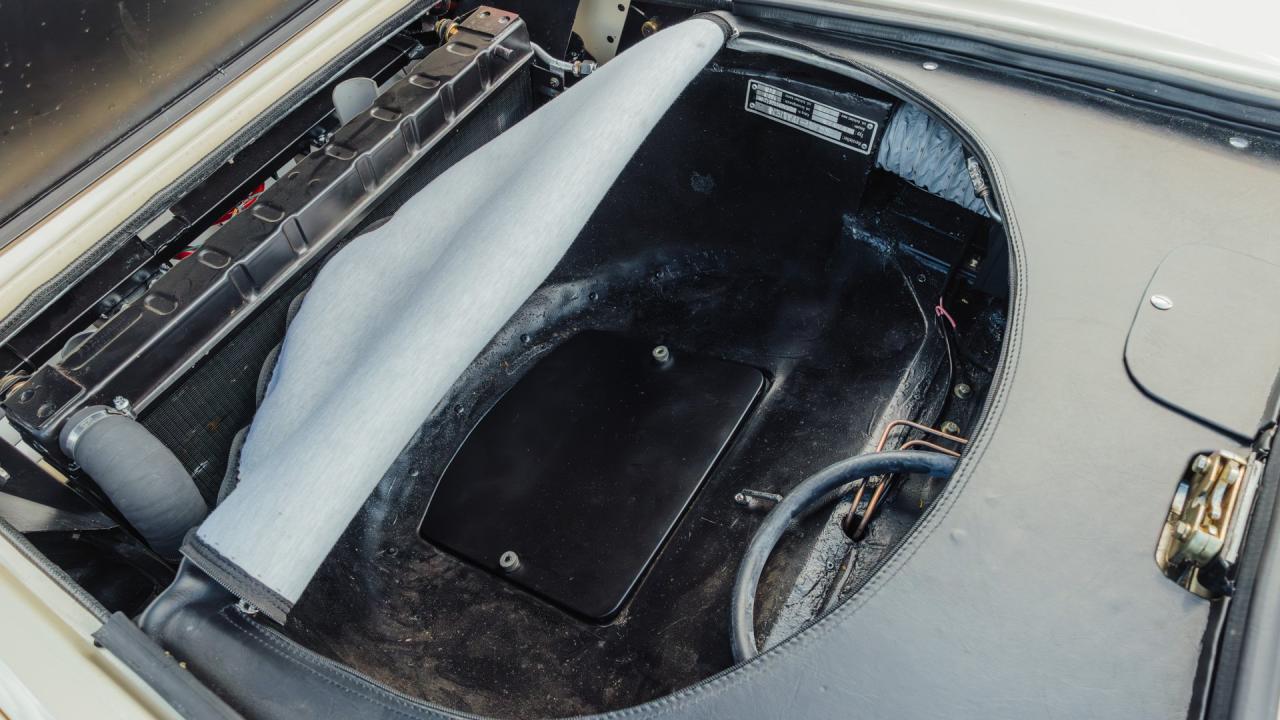 1976 Ferrari 308 GTB "Vetroresina"