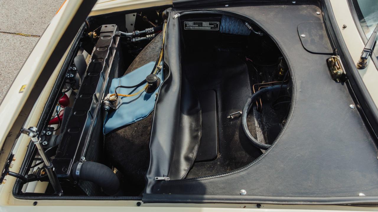 1976 Ferrari 308 GTB "Vetroresina"