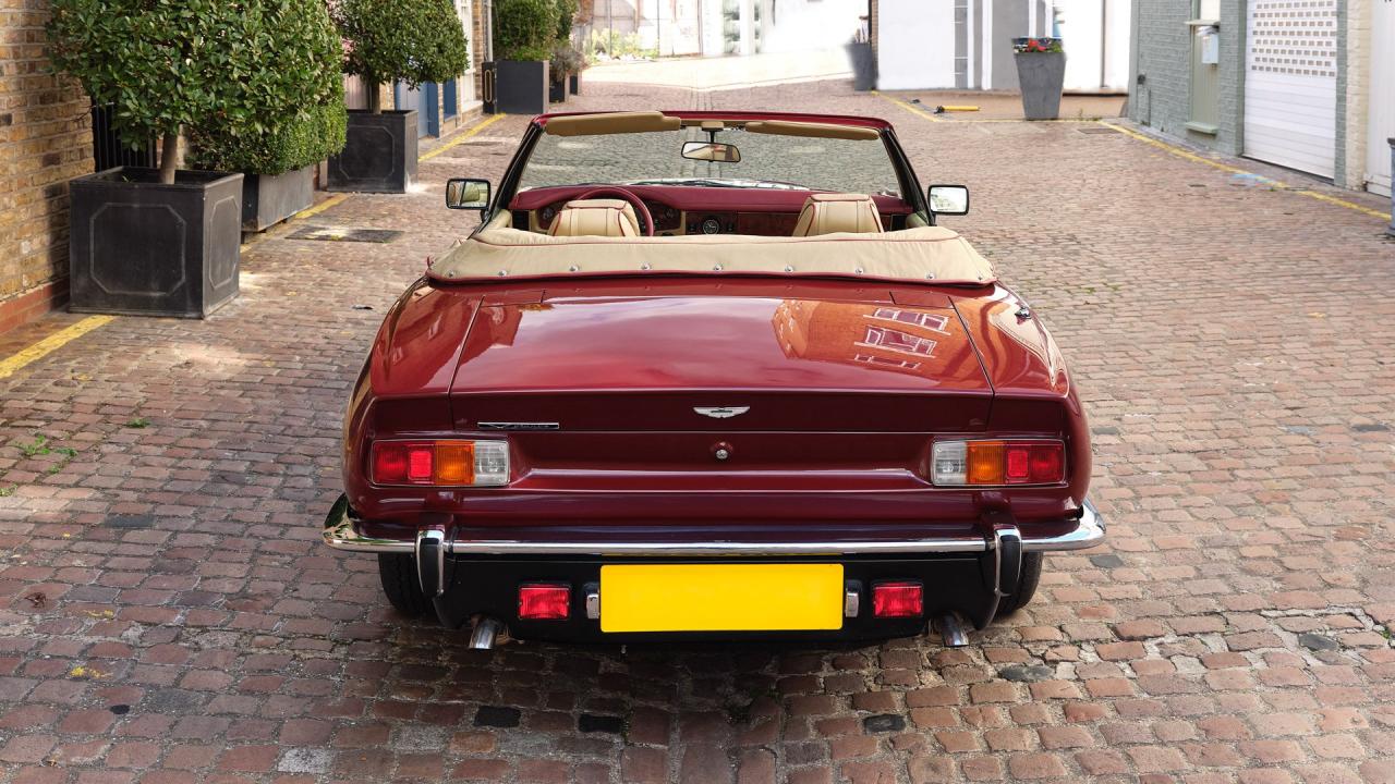1987 Aston Martin V8 Volante