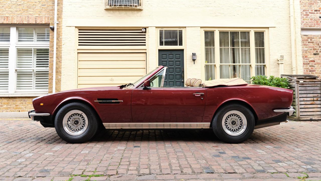 1987 Aston Martin V8 Volante