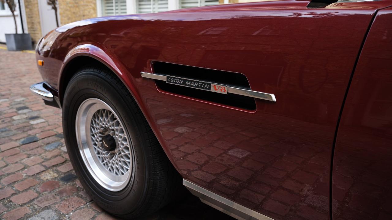 1987 Aston Martin V8 Volante