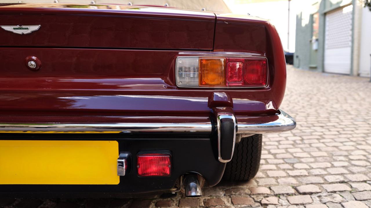 1987 Aston Martin V8 Volante