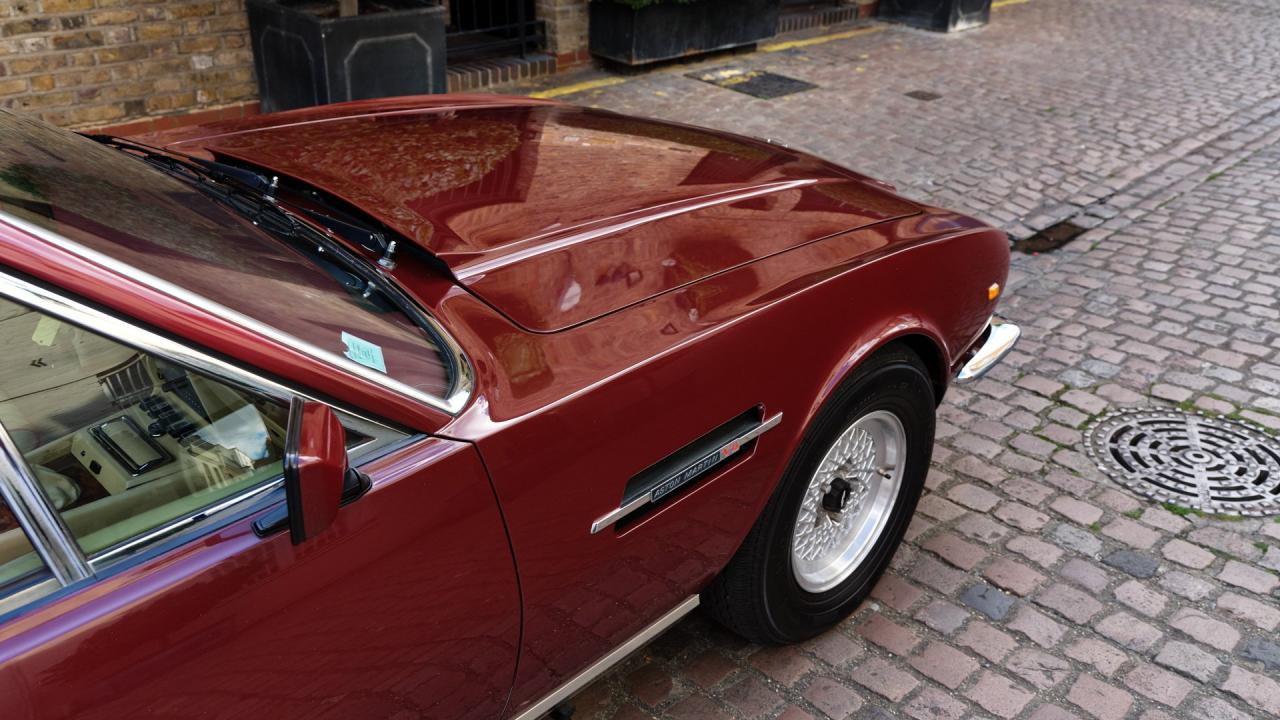 1987 Aston Martin V8 Volante