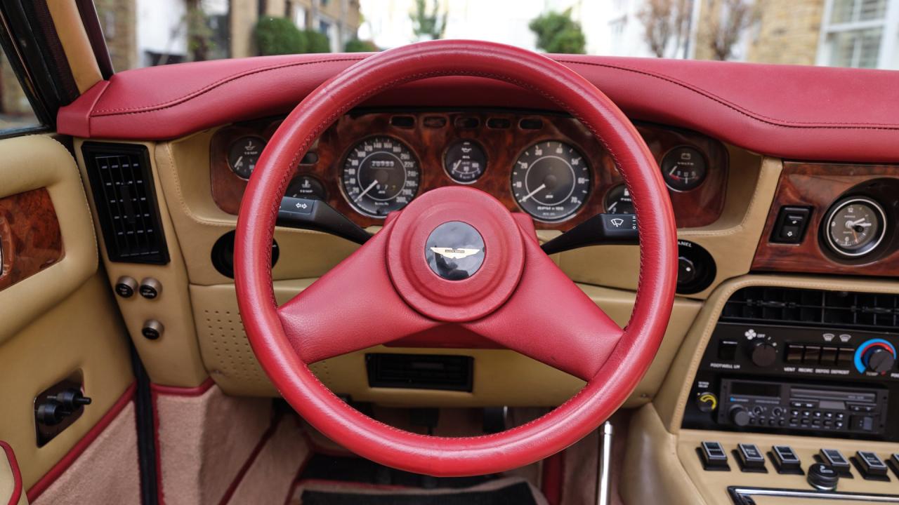 1987 Aston Martin V8 Volante