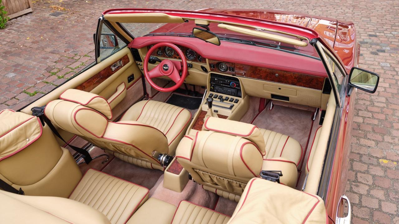 1987 Aston Martin V8 Volante
