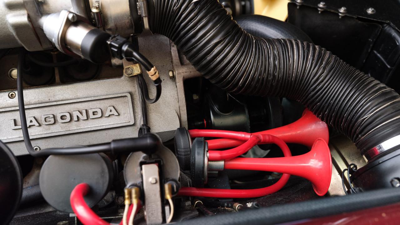 1987 Aston Martin V8 Volante