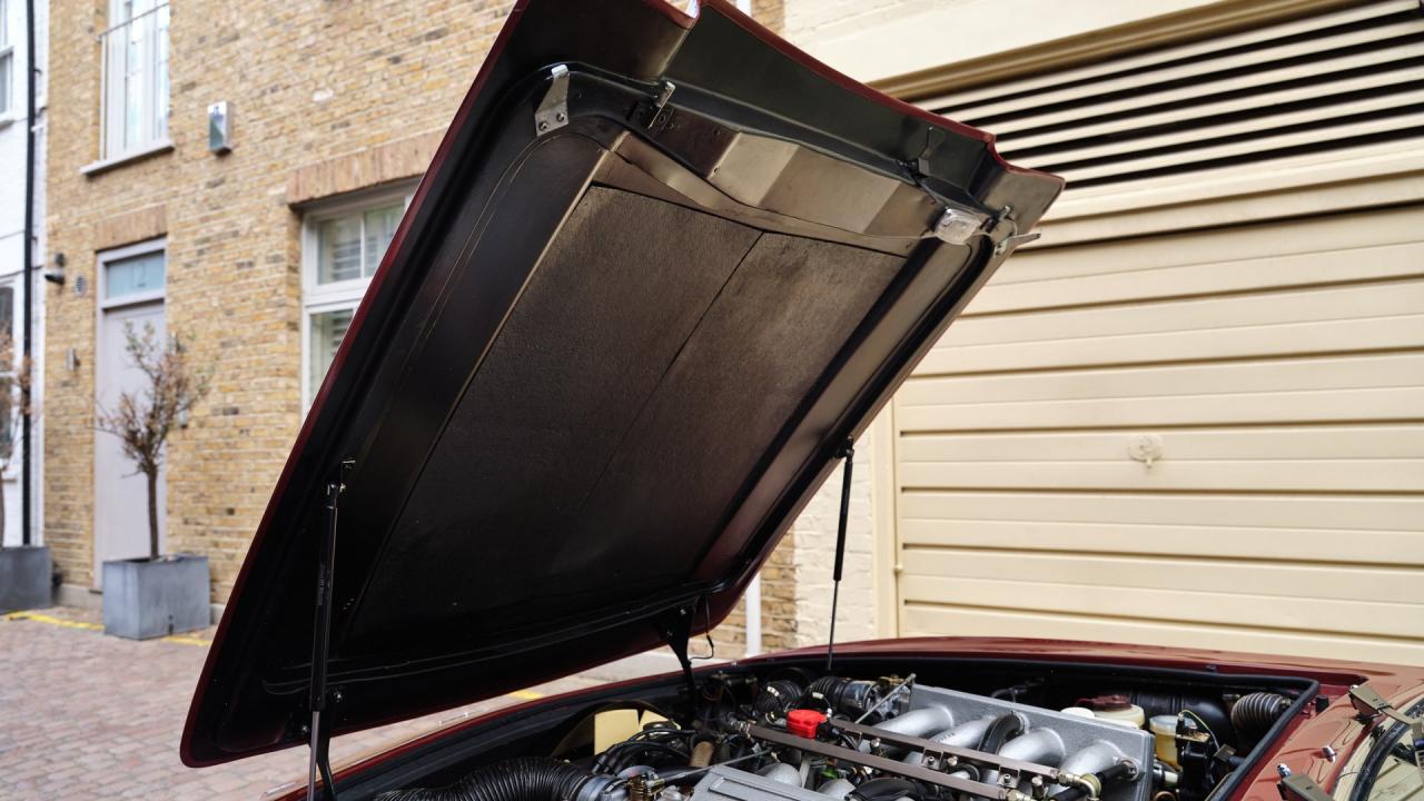 1987 Aston Martin V8 Volante