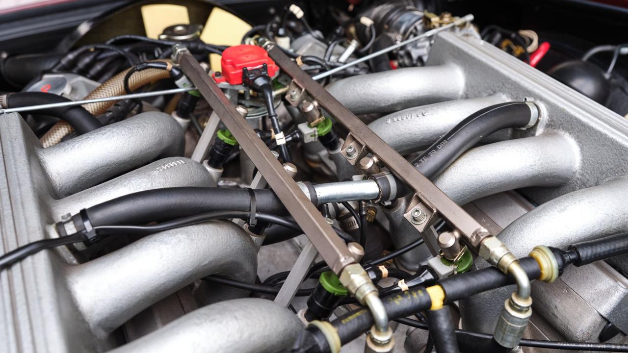 1987 Aston Martin V8 Volante