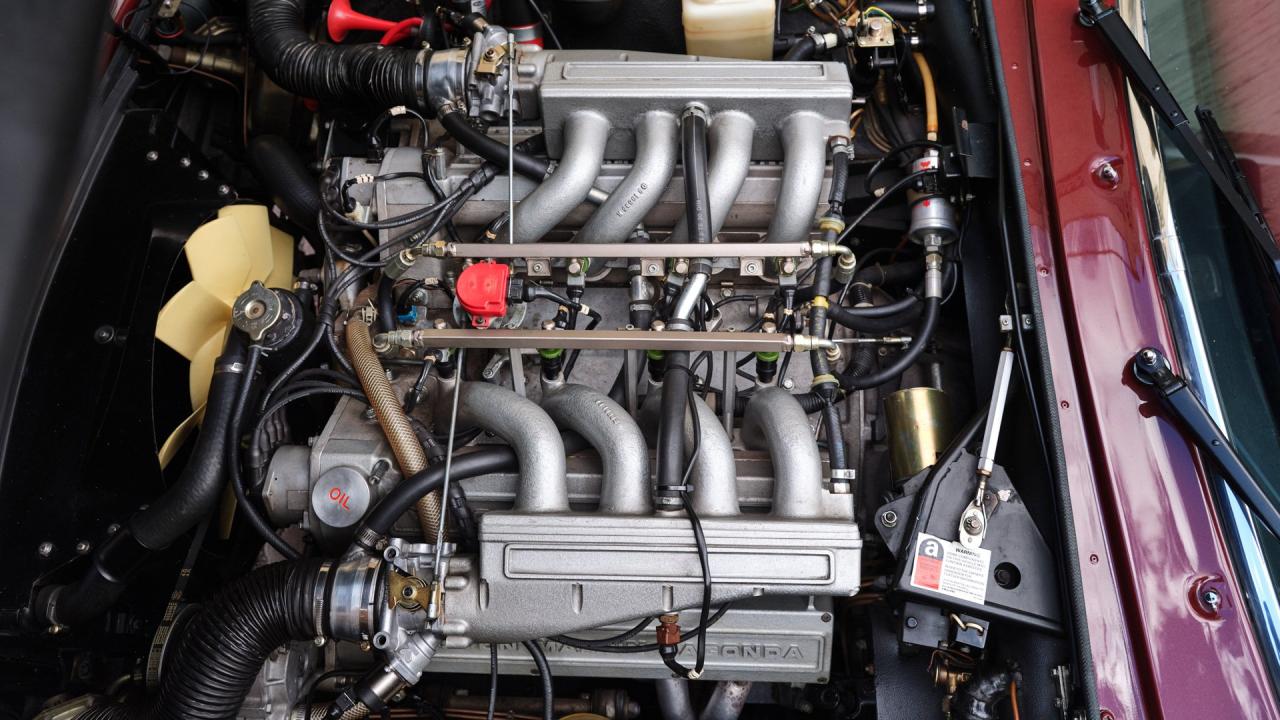 1987 Aston Martin V8 Volante