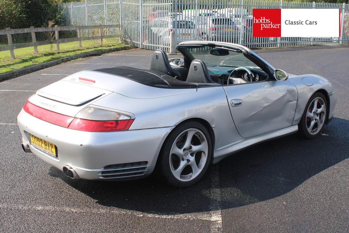 2004 Porsche 911 CARRERA 4S