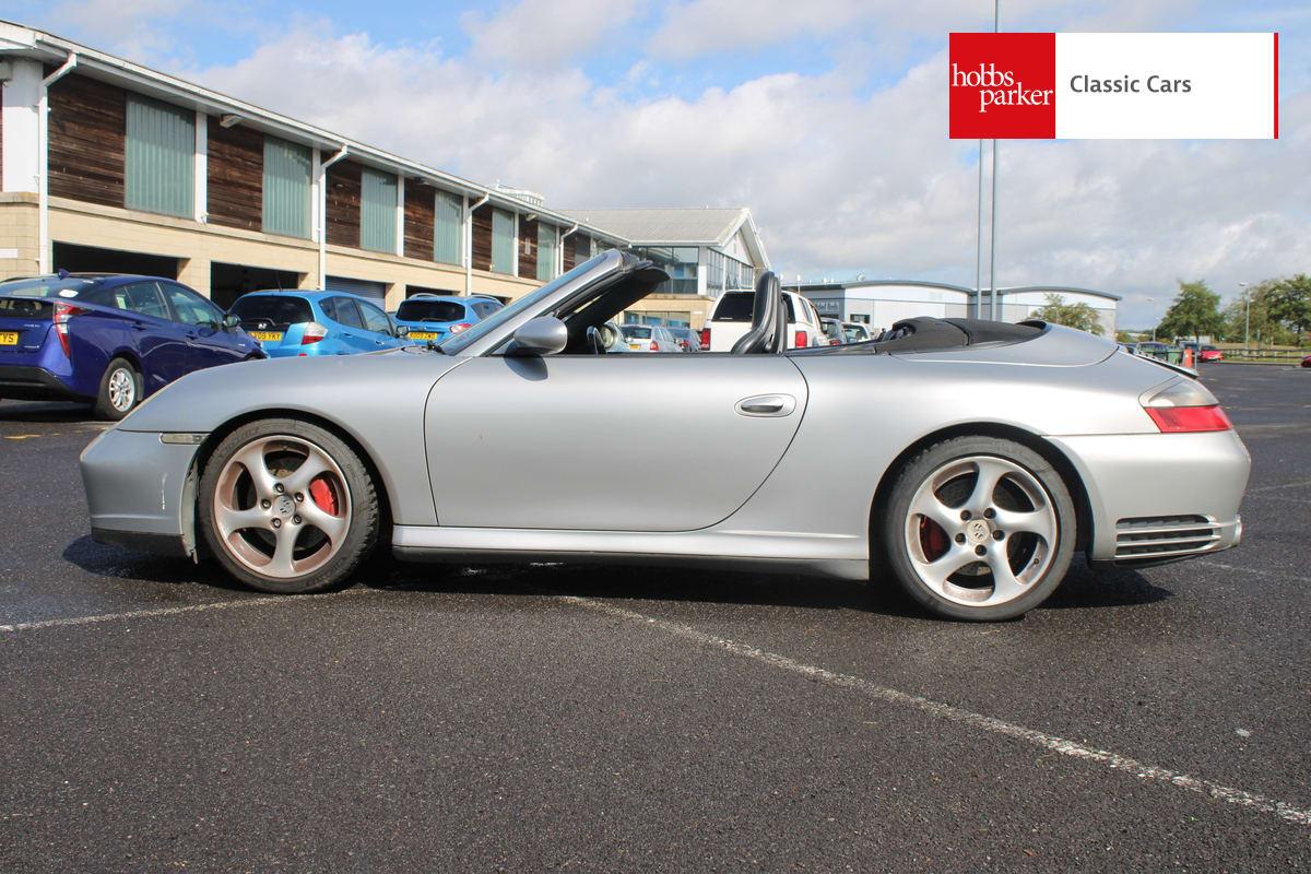 2004 Porsche 911 CARRERA 4S