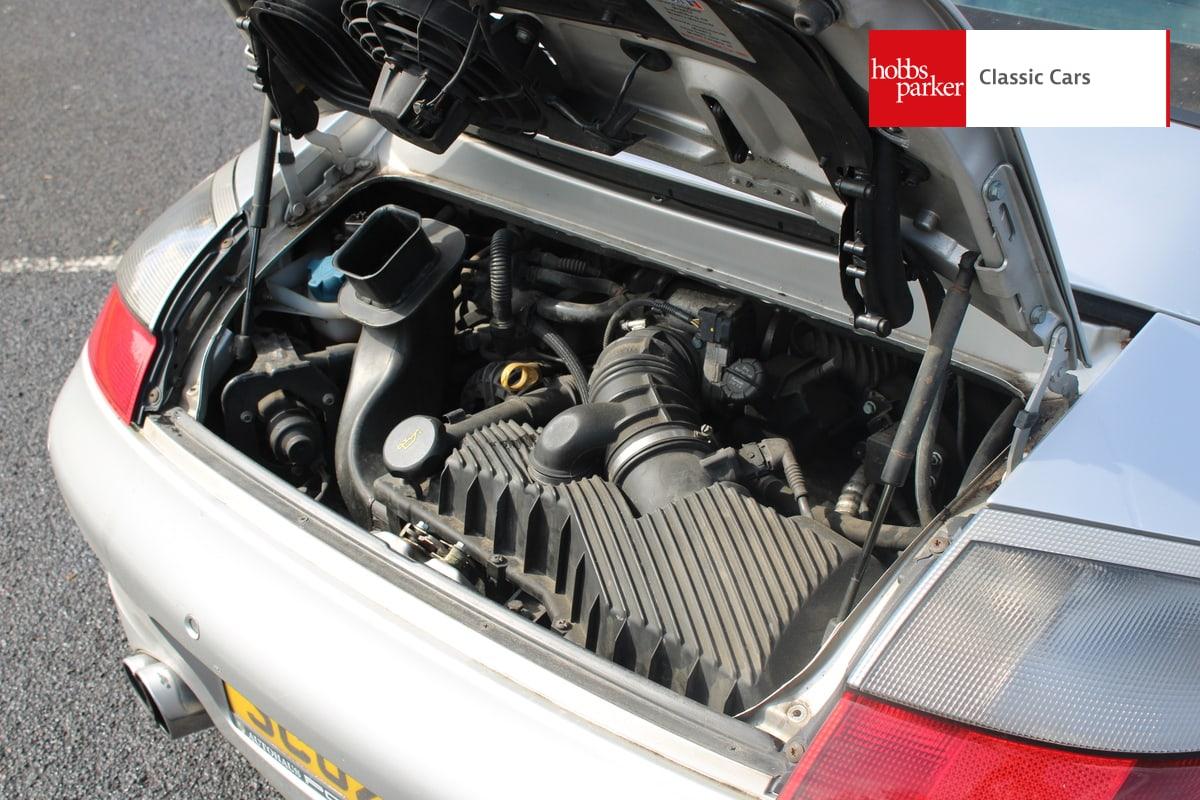 2004 Porsche 911 CARRERA 4S