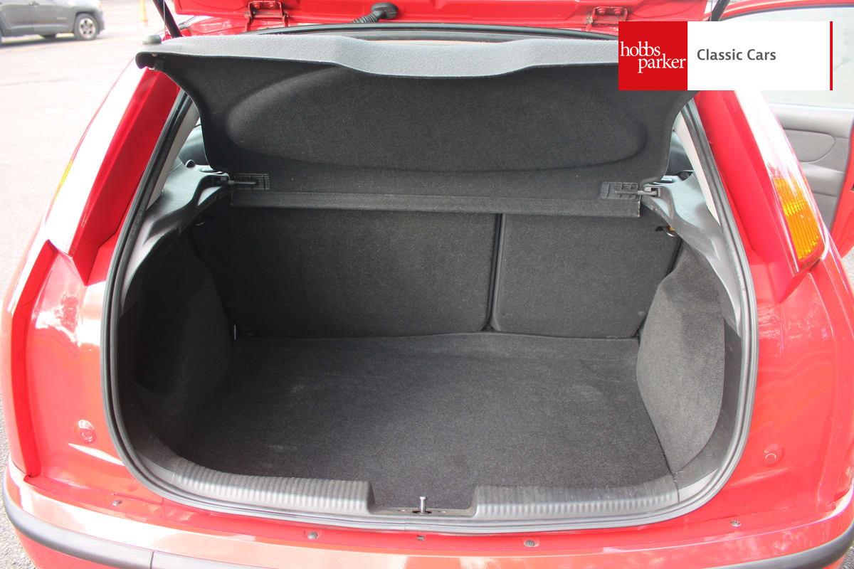 2005 Ford FOCUS EDGE