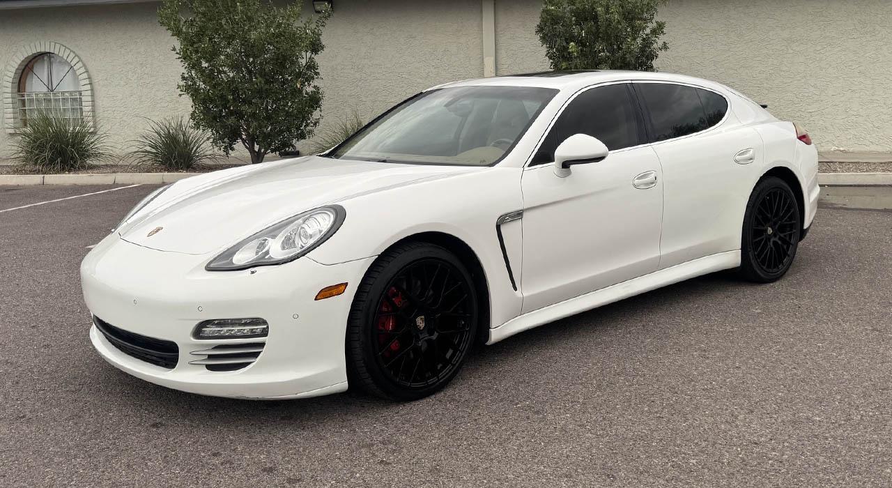 2010 Porsche PANAMERA 4S