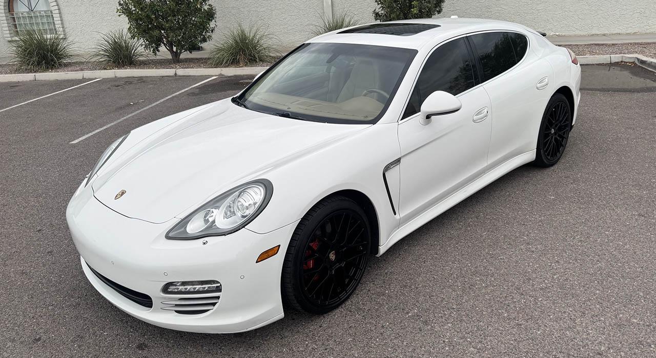 2010 Porsche PANAMERA 4S