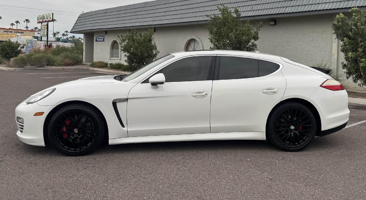 2010 Porsche PANAMERA 4S