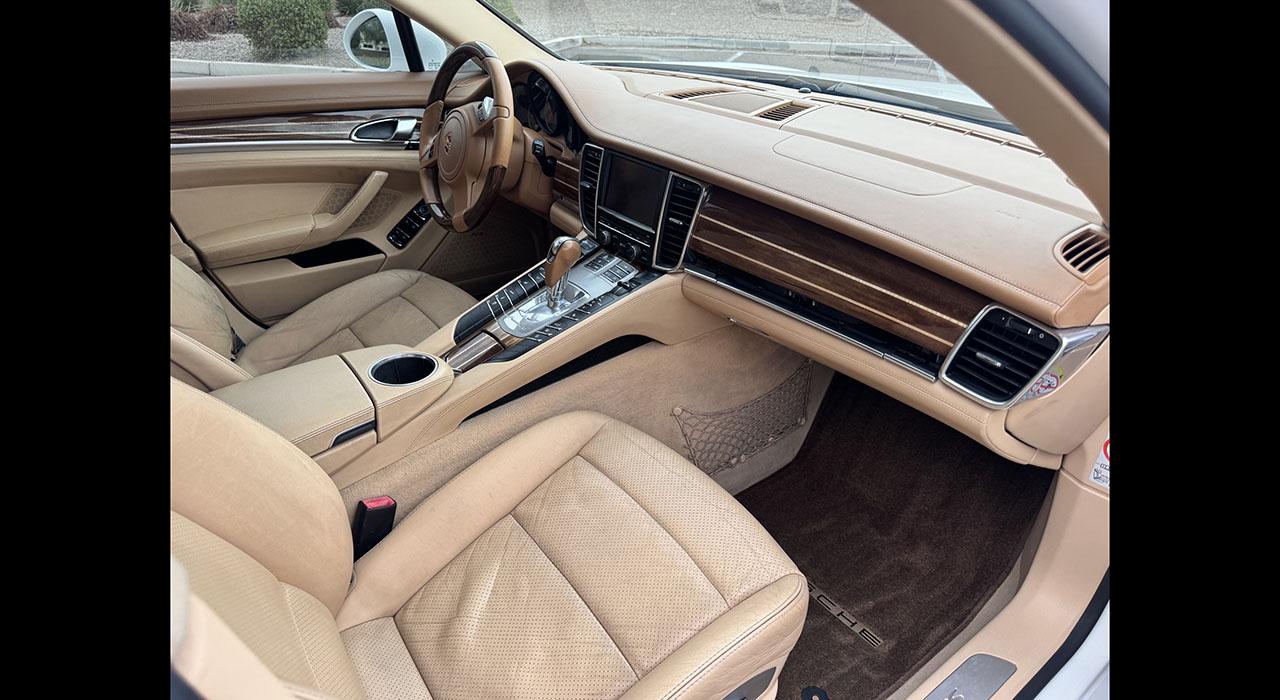 2010 Porsche PANAMERA 4S