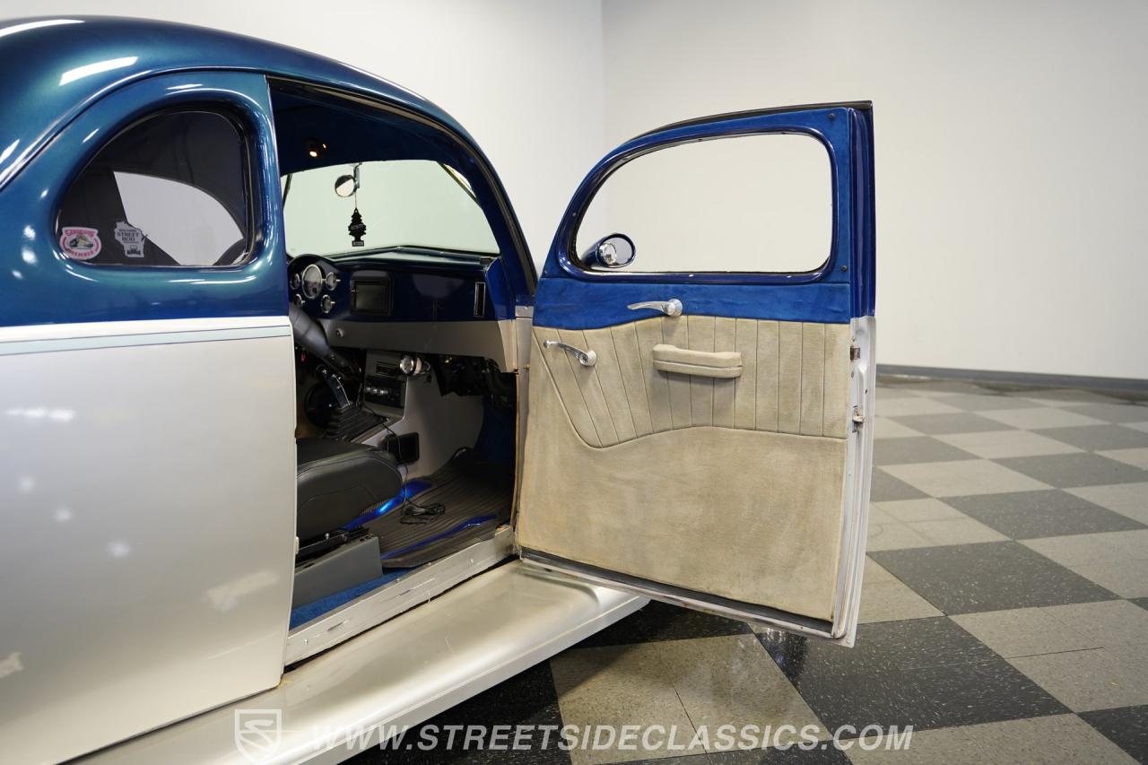 1937 Ford 5-Window Steel Streetrod